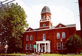 [photo, Worcester County Courthouse, One West Market St., Snow Hill, Maryland]